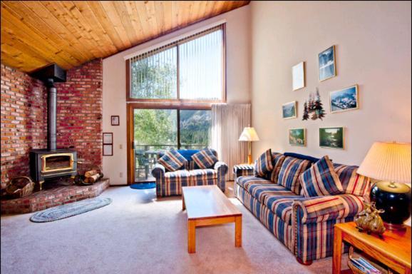 Meadow Ridge Condos By Mammoth Slopes Lodging Mammoth Lakes Rum bild